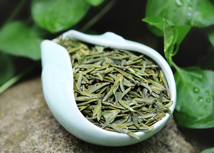 Pu Jiang Que She (Sparrow’s Tongue) Green Tea