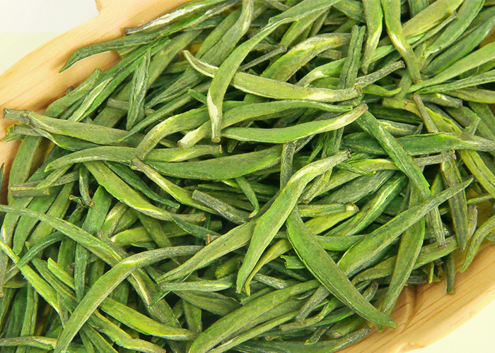 Pu Jiang Que She (Sparrow’s Tongue) Green Tea