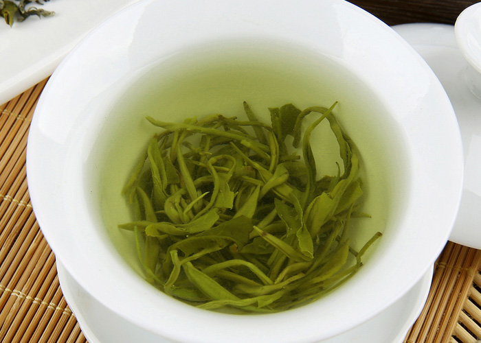 Qing Cheng Xue Ya (Snowy Sprout) Green Tea