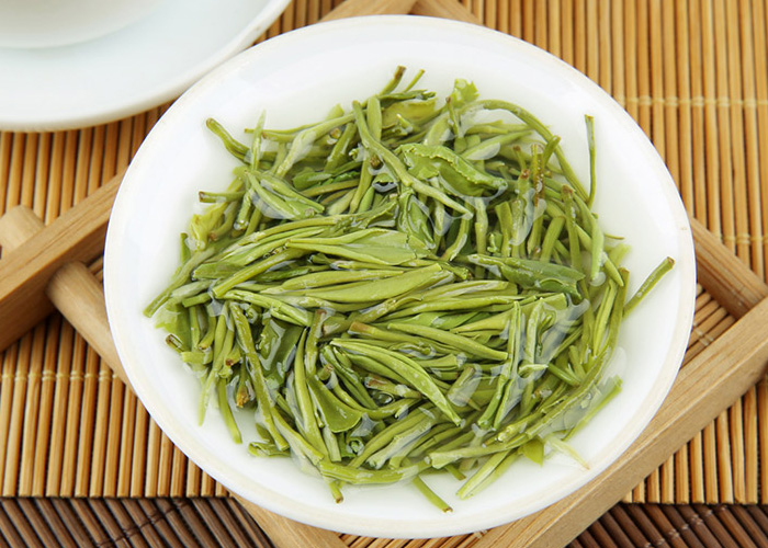 Qing Cheng Xue Ya (Snowy Sprout) Green Tea