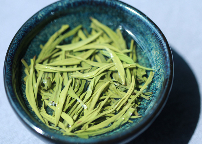 Xin Yang Mao Jian (Fur Tips) Green Tea