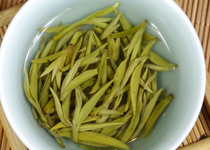 Xin Yang Mao Jian (Fur Tips) Green Tea