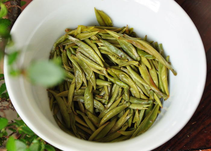 Bai Hao Yin Zhen (Silver Needle White Tea)